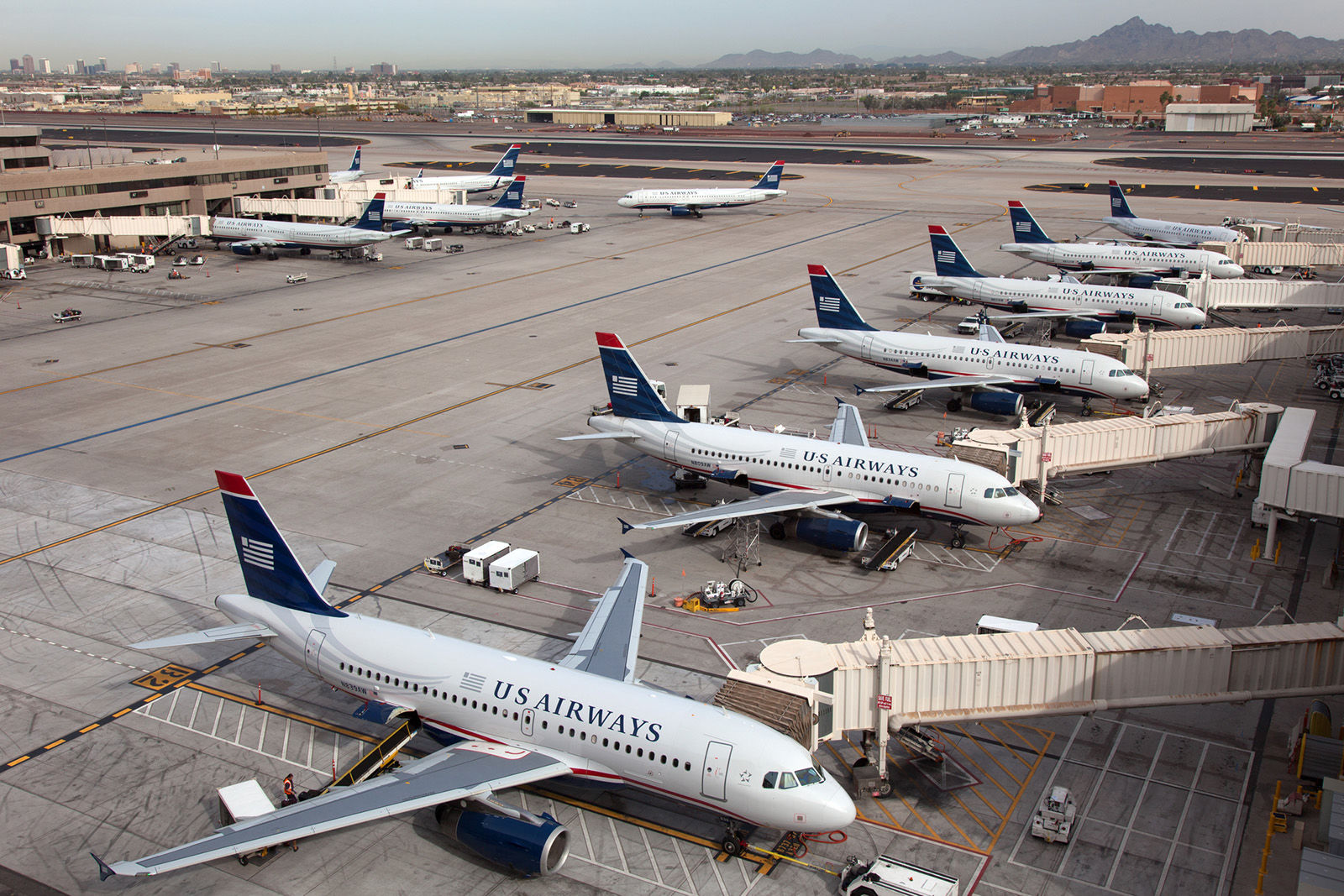 13. Phoenix Sky Harbor International Airport